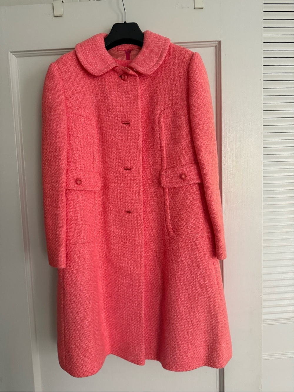 Excellent condition 60s vintage coat w/match dress in hot pink